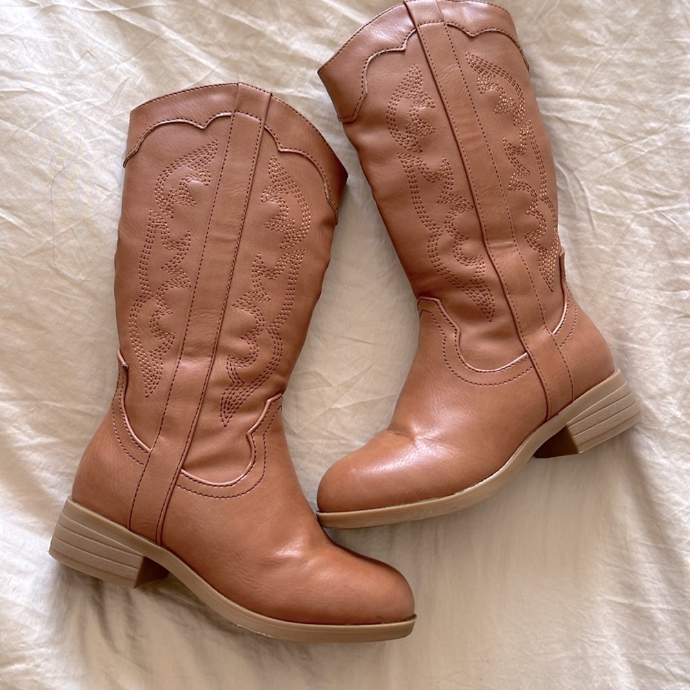 Boys/Girls Size 11 Cowboy Boots